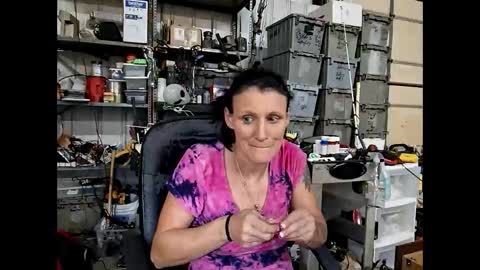 tastypeach6989 online show from May 6, 8:40 am