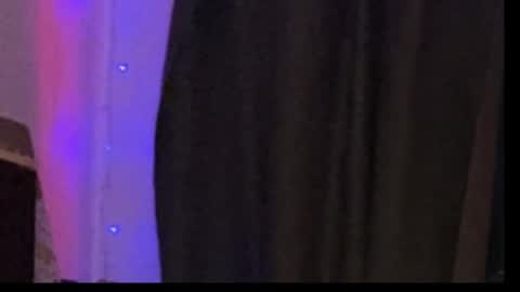 tatika_williams online show from April 3, 6:28 pm