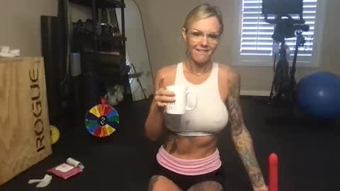 Miss Grace online show from March 6, 5:41 pm