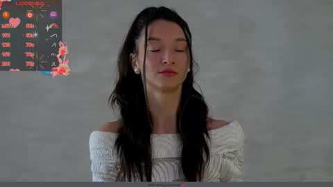 TayaKayan online show from September 18, 7:51 am