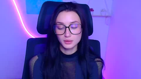 Taya online show from November 27, 7:00 am