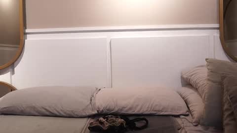 Teylor  Kim online show from January 9, 7:18 pm