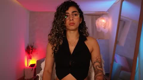 taylormichell online show from February 26, 8:52 pm