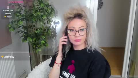 Cherry online show from February 10, 3:21 pm