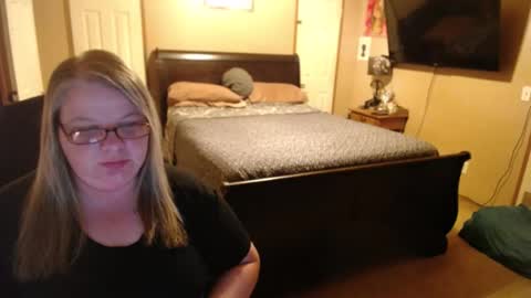 Team Dixon online show from August 2, 2:47 am