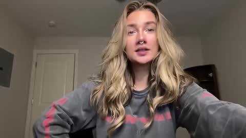 Katy online show from December 5, 3:50 am