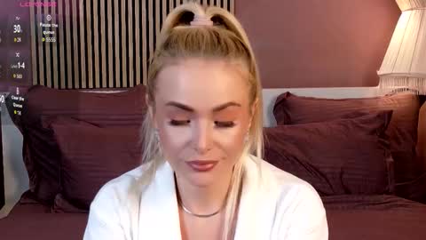 teasingjulianna online show from September 22, 1:53 pm