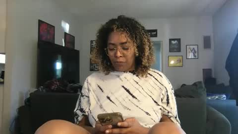 technogoddessxxx online show from January 15, 10:27 pm