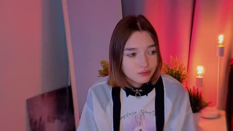 all me precious   online show from February 23, 6:57 am