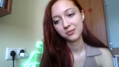 Snapshot of temptingvision chatting on February 23, 9:59 am temptingvision online show from February 23, 9:59 am