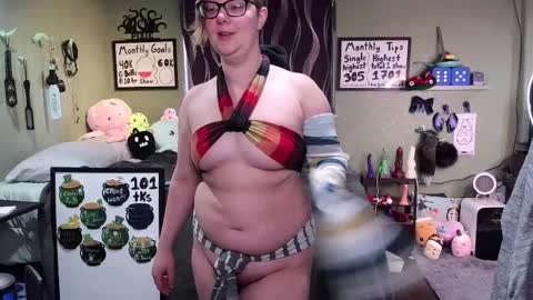 Pixie Pix or Pickle online show from March 12, 6:22 pm