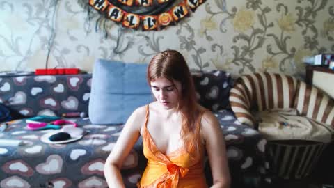 Snapshot of tender__ada chatting on October 21, 8:29 am Ada online show from October 21, 8:29 am