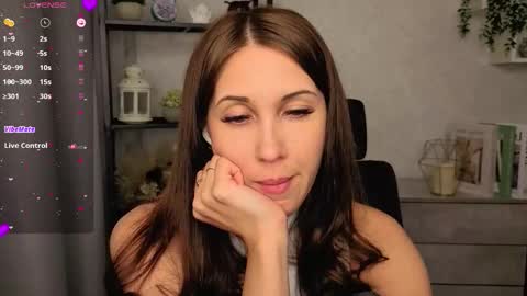 Nelly online show from December 22, 8:12 pm