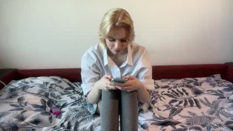 Anna online show from February 23, 5:19 am