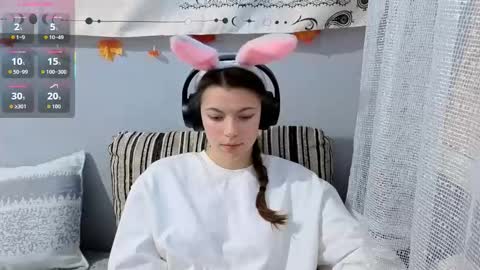 Anny Simpson online show from December 16, 4:40 am