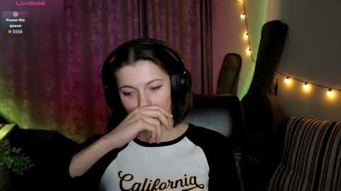 Anny Simpson online show from February 26, 8:41 pm