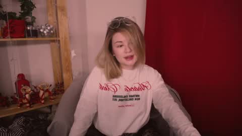 Snapshot of tesspleasure chatting on January 16, 7:49 am TESSA online show from January 16, 7:49 am