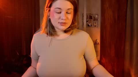 TESSA online show from December 14, 11:49 am