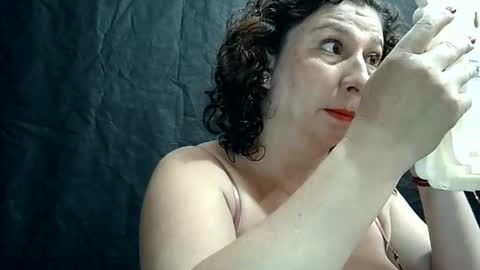 tetona_traviesa online show from May 8, 7:38 pm