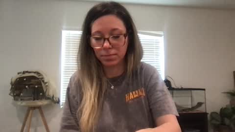 Daphne Summers online show from April 24, 3:37 pm