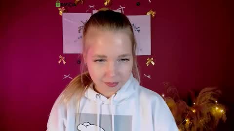 teya_starling online show from December 19, 9:34 am
