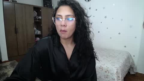    online show from February 1, 11:36 pm