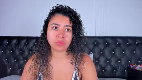 thara webstter online show from September 25, 12:04 pm