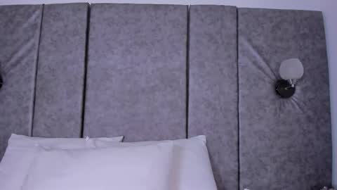 thara webstter online show from February 19, 11:43 am