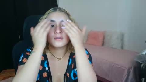   online show from November 23, 1:46 pm