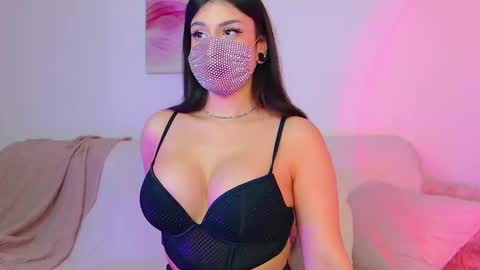 Snapshot of the__sabenna chatting on October 21, 4:44 pm Madina online show from October 21, 4:44 pm