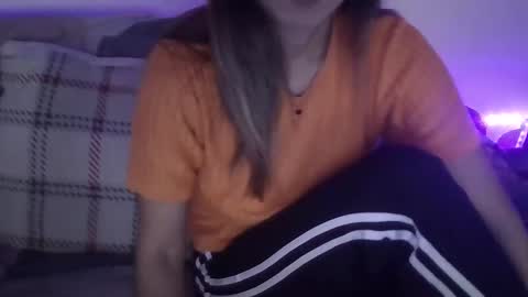 the crazy travellers online show from November 25, 9:55 am