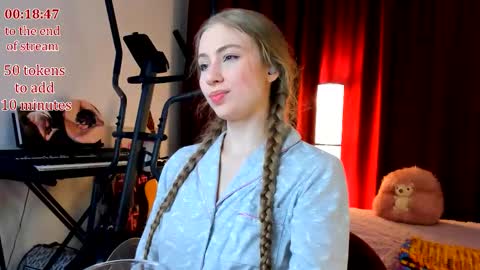 Ally    STREAMING ON TWITCH NOW Check my Twitter for updates online show from September 17, 10:41 pm