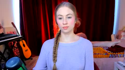 Ally    STREAMING ON TWITCH NOW Check my Twitter for updates online show from May 14, 2:45 pm
