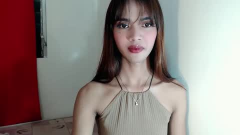 thea121698 online show from October 7, 9:36 am