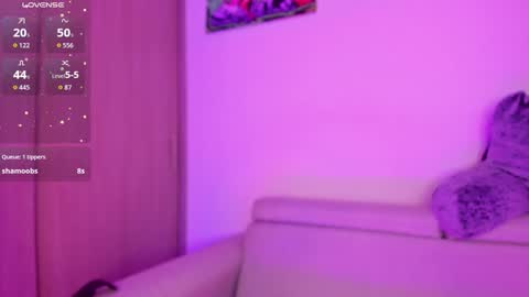 Alicia Alikath  online show from September 14, 1:36 am