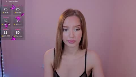 Olivia online show from May 3, 9:40 pm