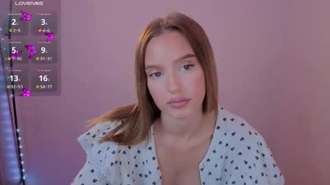 Olivia online show from May 13, 7:52 pm