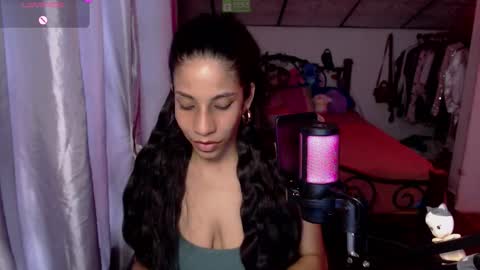 Snapshot of thedevil_boobs chatting on October 16, 9:39 pm Keiko online show from October 16, 9:39 pm