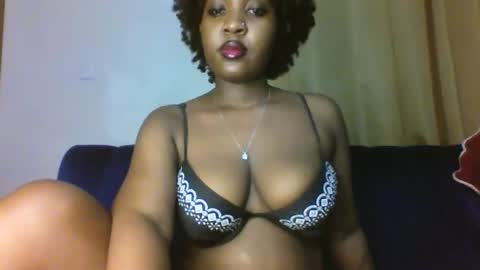 thickyannah online show from November 10, 10:16 pm