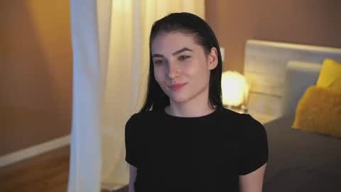 Lilly online show from April 19, 6:10 pm