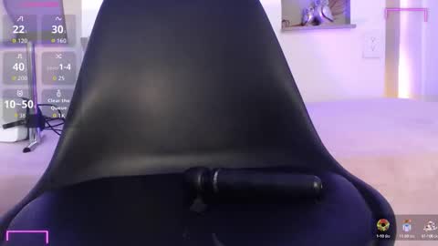 Snapshot of tiana_glow chatting on September 9, 11:15 pm tihana online show from September 9, 11:15 pm