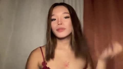 Ms. Tiara online show from March 17, 11:58 am