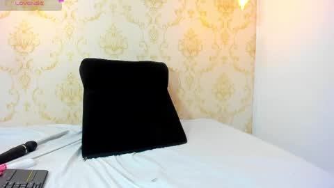 TIFANY online show from April 22, 2:25 pm