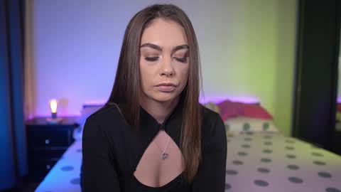 Tiffany online show from September 28, 9:42 pm