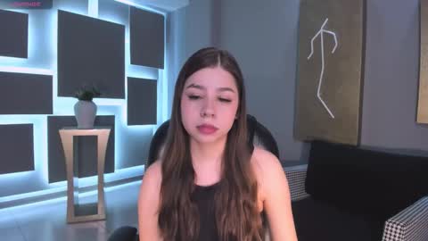 Tiffanny Sins online show from November 23, 3:42 am