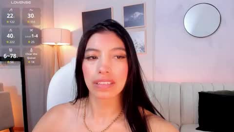 tiffany_low online show from March 1, 4:07 pm