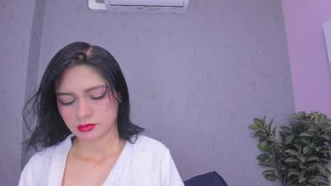 tiffany_mendez online show from March 30, 12:05 pm