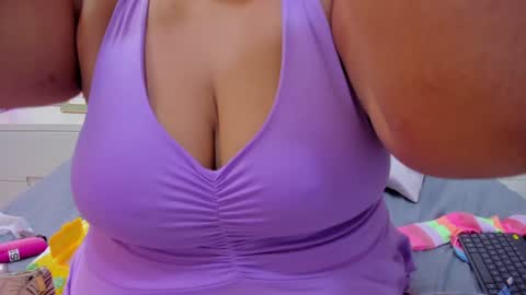 Tiffany Miller online show from December 21, 1:53 pm