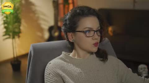 tiffanyriox online show from November 28, 2:14 am