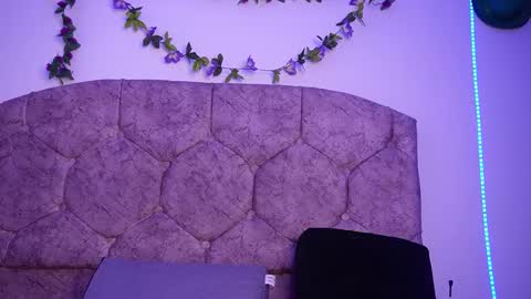 My name is Tiffany welcome  online show from March 11, 6:39 am